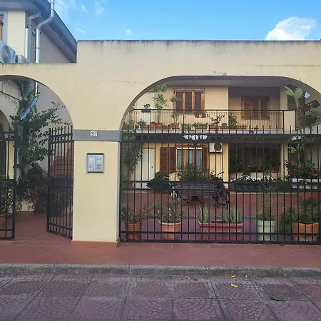 شقة La Casa Di Bes Vicino Al Centro Storico